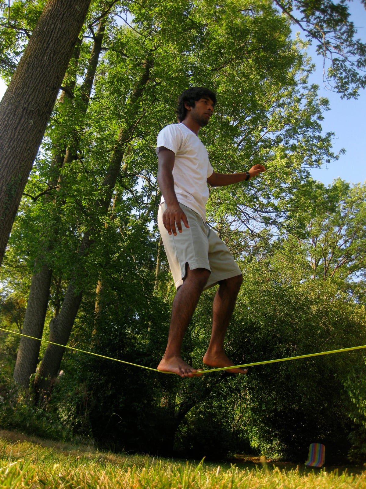 Slacklining in backyard